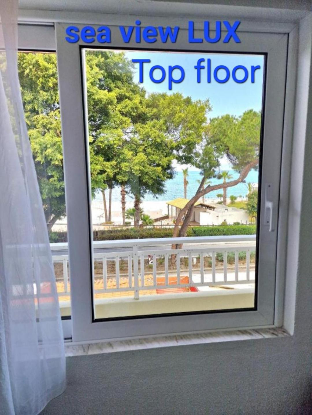 Blue Eyes Apartments 依克希亚 外观 照片